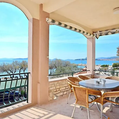 Ivan By The Sea Apartmán