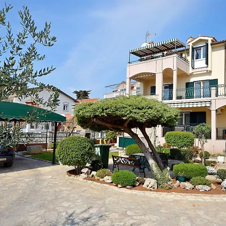 Ivan By The Sea Apartment Vodice