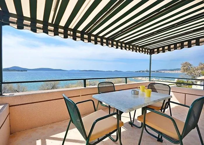 Ivan By The Sea Apartment *