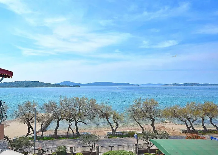 Ivan By The Sea Apartment *