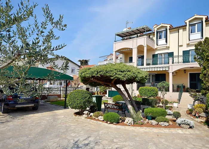 Ivan By The Sea Apartment Vodice