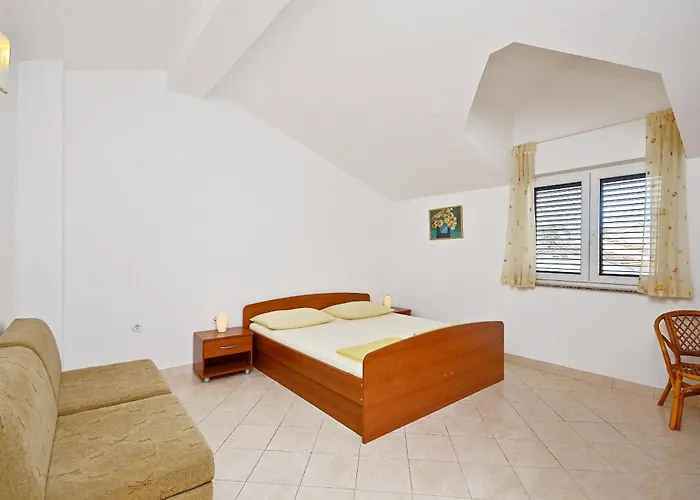 Ivan By The Sea Apartment